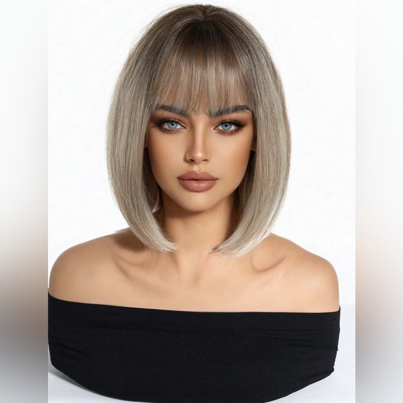 Other - New Stylish Blonde Bob Wig